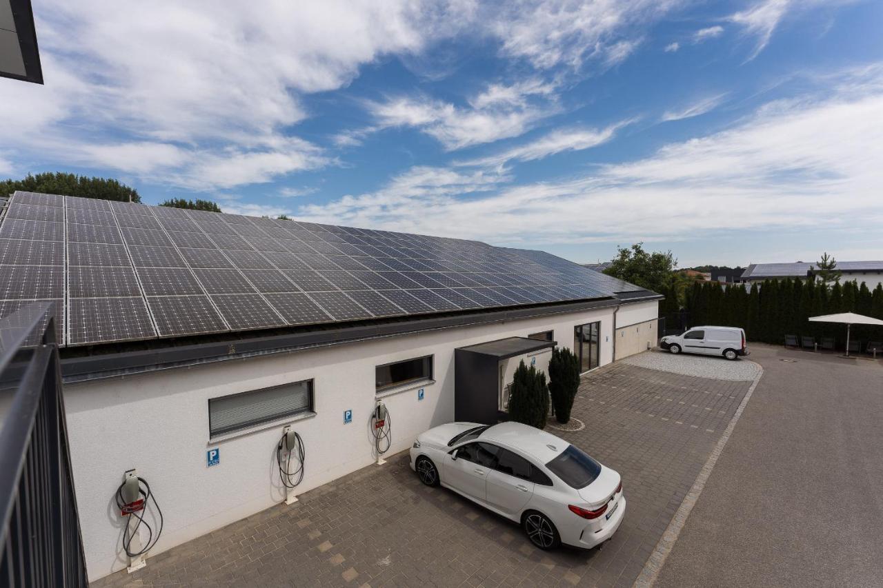Aparthotel Nah Dran Dingolfing Exterior photo